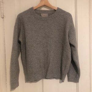 Everlane ribbed cashmere sweater